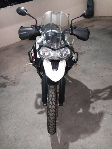 Triumph Tiger 800 Xcx