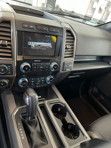 Imagen 14 de 15 de Ford Lobo Raptor 2018