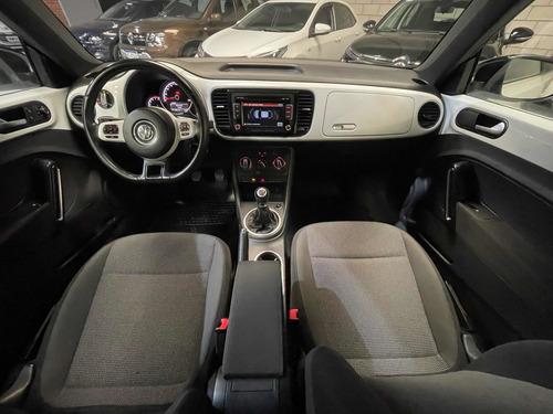 Imagen 11 de 14 de Volkswagen The Beetle 1.4 Tsi Design 2015