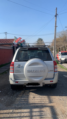 Suzuki Grand Nomade Glx Sport 4x4 E4 Manual