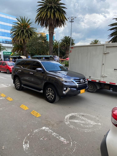 Toyota Fortuner 2.8l