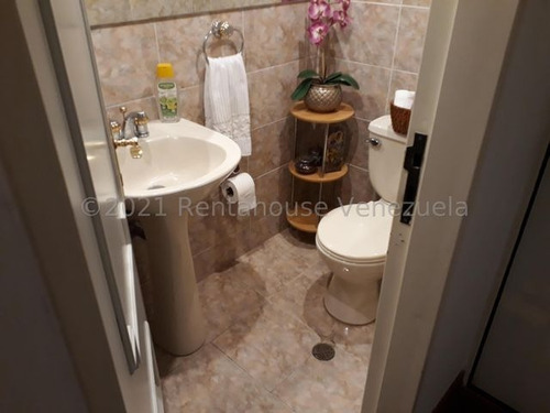 Imagen 7 de 23 de Apartamento En Venta En Cumbres De Curumo 22-6130
