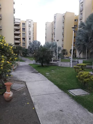 Apto. En Alquiler La Morita