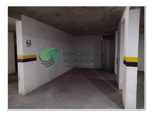 Apartamento En Venta En Albania. Cod V61315