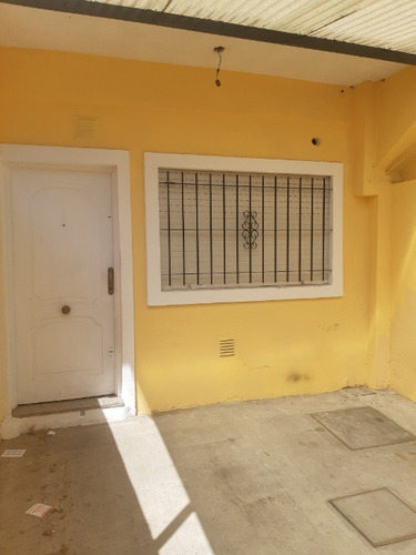 Imagen 3 de 14 de Duplex En Venta En Lanus Oeste