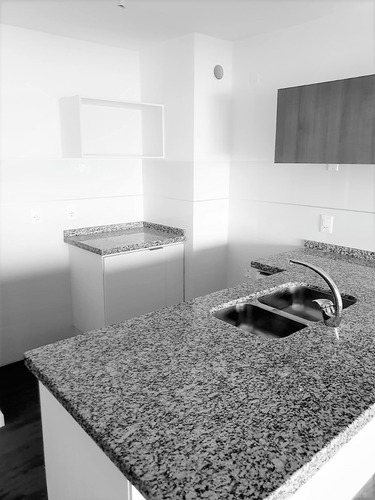 Imagen 5 de 14 de -apartamento Un Dormitorio, Balcón En Cordón Sur.
