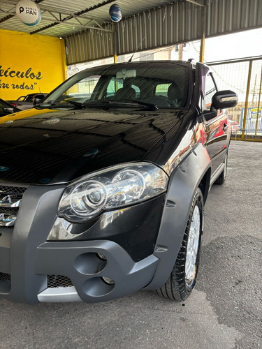 Fiat Palio Weekend Adventure Locker 1.8 8V (Flex)