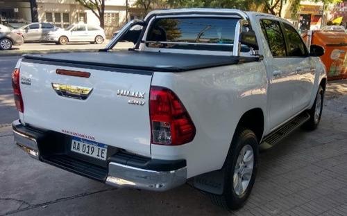 Toyota Hilux 2.8 Cd Srv Pack 177cv 4x2 2016