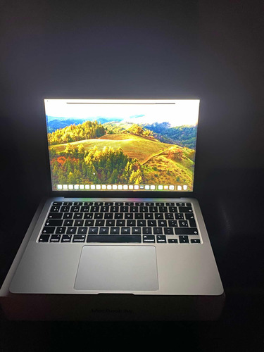 Macbook Air 2020  8ram 512 Gb