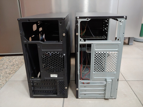 2 Gabinetes Micro Atx Pc Box Y Sfx - Les Falta Una Tapa Negro (Usado)