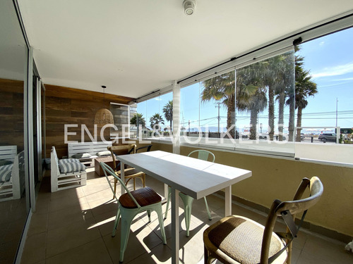 Venta De Departamento En Avenida Del Mar