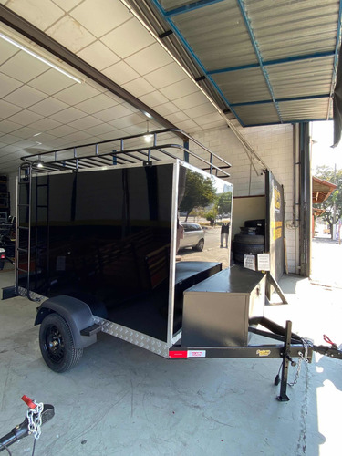 Carreta Baú Em Acm - Baú 2.50 X 1.50 X 1.50 Com Bagageiro