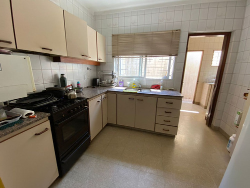 Casa En Venta En Lobos