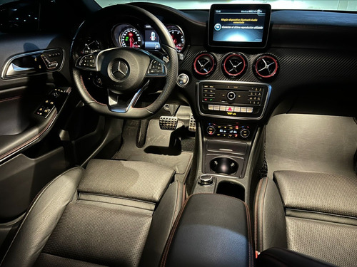 Imagen 17 de 18 de Mercedes Benz A250 Amg Line