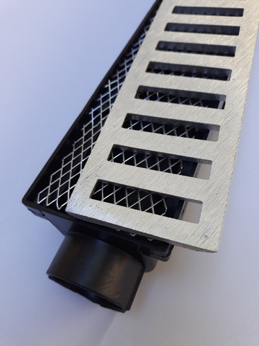 Ralo Linear 6x50 Em Alumínio Com Caixa Coletora E Tela Anti Insetos