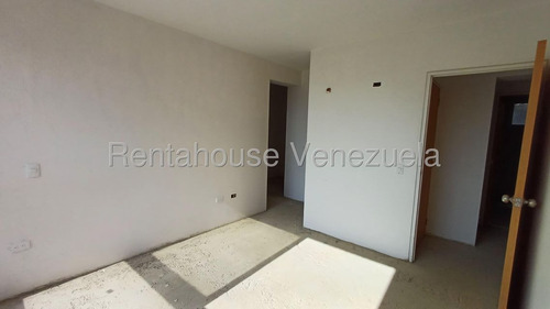 Se Ofrece En Venta Apartamento En Obra Gris Ubicado En Lomas Del Sol