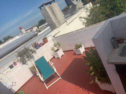 Imagen 9 de 25 de En Venta Casa En 2 Plantas, Ambientes Comodos Y Ventilados.