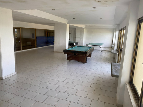 Imagen 13 de 29 de Apartamento En Venta Playa Grande. Mls #23-1619. Yolanda Goncalves