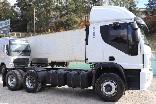 Imagem 5 de 12 de Iveco Cursor 330 Ano 2010 6x2 Com 400mil Km
