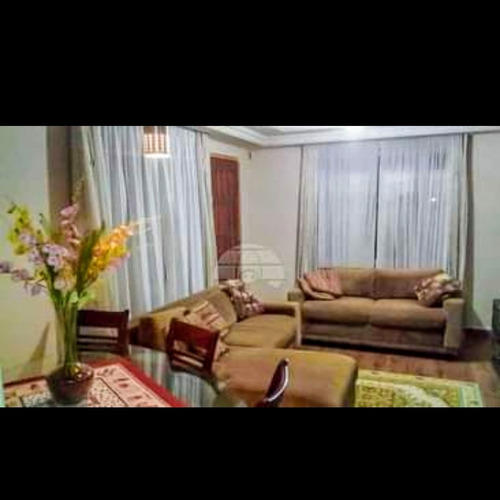 Casa À Venda Na Rua Albino Wank, Osasco, Colombo - Pr - Liv-12653