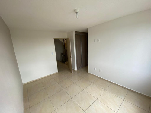 ¡haz Realidad Tus Sueños En Tecámac, Casa En Venta En Paseos Del Bosque 2! Acceso Controlado Y Diversión Garantizada Con Canchas Y Alberca, Rutas Cercanas A Cdmx Y Aifa