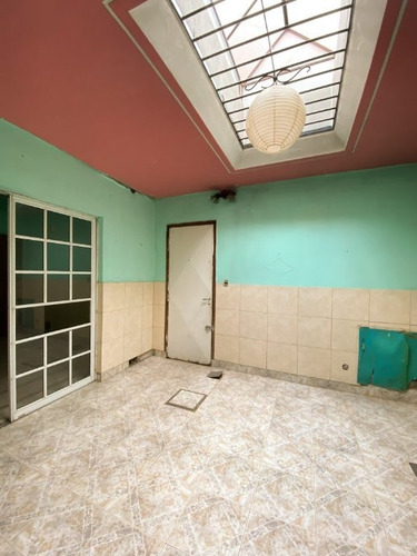 Imagen 12 de 14 de Departamento Tipo Casa En Venta En Lanus Oeste
