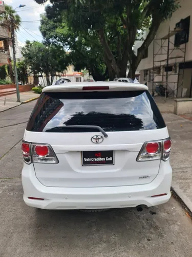 Toyota Fortuner 2.7l 4x2