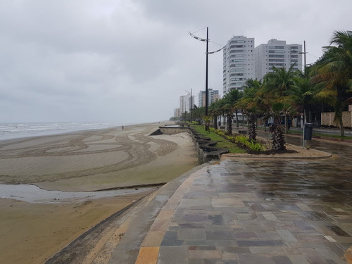 Imagem 2 de 22 de Lindo Apartamento Em Frente Ao Mar, Com Churrasqueira E Salão De Jogos Em Praia Grande, Litoral Sul De Sp.