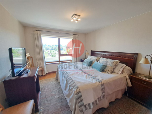 Departamento En Venta De 4 Dorm. En Temuco