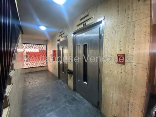 Venta De Apartamento Sabana Grande Jg