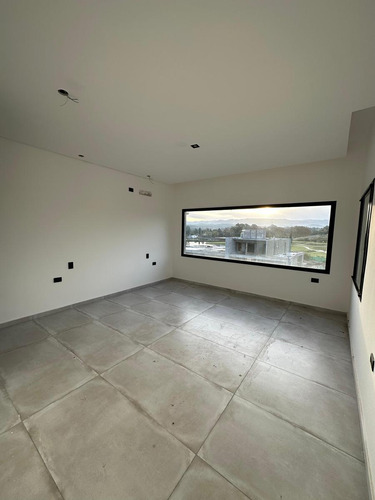 Se Vende Exclusiva Casa En Estancia El Terrón Con Vistas!