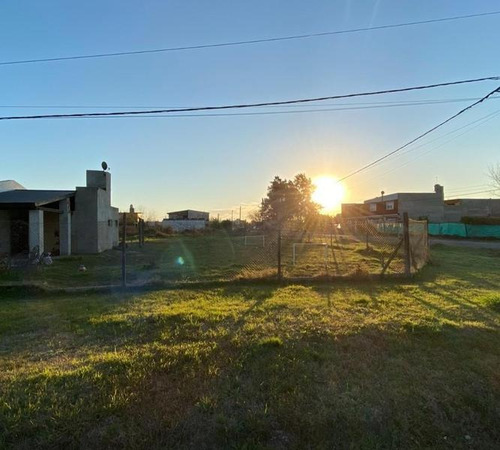 Imagen 3 de 3 de Terreno En Esquina En Hostal Del Sol