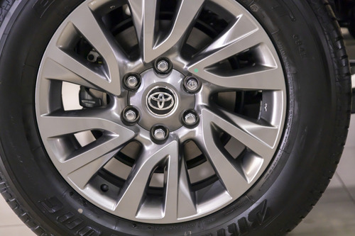 Toyota Hilux SW4 SRX Plat. 4x4 2.8 TB Diesel Automatico.