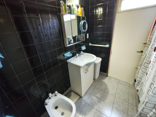 Venta - Ph - 4 Ambientes - Balcon - Quincho - Terraza - Local - Cochera - Permuta