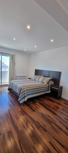Imagen 14 de 26 de Vacaciones De Invierno En Mar Del Plata!!! Espectacular Depto. 3 Amb. Con Vista Al Mar. Para 6 Personas. 2 Baños. Hidromasaje. Cochera Cubierta Para 2 Autos. Parrilla En La Terraza.