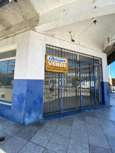 Imagen 23 de 23 de Local De 165m2 En 12 De Octubre Y Pasaje San Bernardo