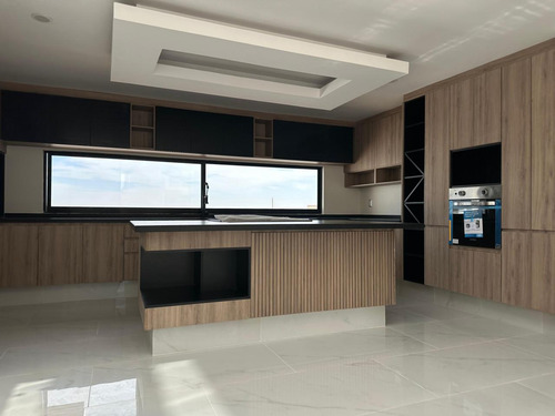 Casa En Venta En Del Roble Residencial En Av. Parque Chapultepec, Slp