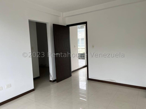 Imagen 8 de 30 de Magnífica Casa En Venta Urbanizacion Colinas Del Viento Zona Este Barquisimeto %%%% Rf 23-2 4 7 2 0 Kl Rah %%%