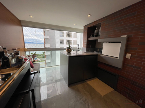 Imagem 5 de 15 de Apartamento De 3 Dormitórios Sendo 3 Suítes Na Beira Mar Norte - V-3994