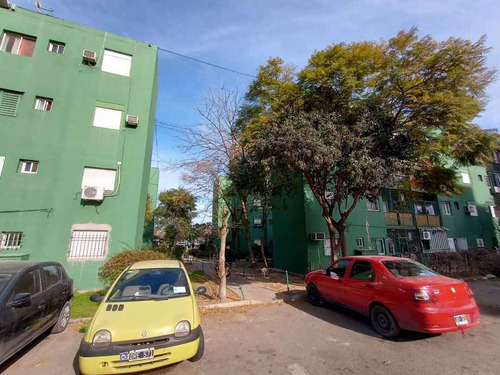 Departamento En Alquiler En Lanus Este