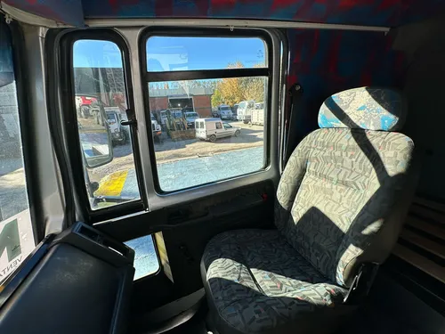 Ford Cargo 1831 Camión Con Hidrogrua Usado Nqnmaq