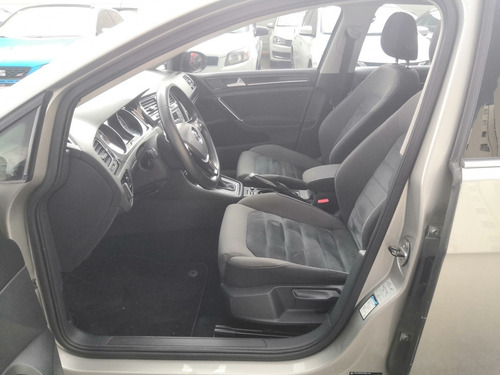 Imagen 8 de 15 de Volkswagen Golf 2017 1.4 Highline Dsg At