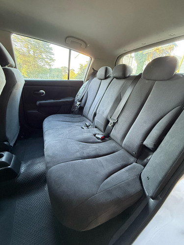 Nissan Tiida 1.8 Visia Plus