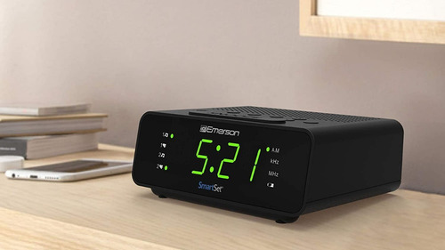 Despertador de rádio Emerson Smartset Cks1900 com rádio Am Fm, cor preta