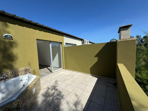 Venta Depto 2 Ambientes Con Jacuzzi Y Cochera