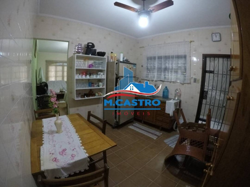Imagem 9 de 15 de Ótima Casa C/ 104,4m² De Área Construída - Praia Grande - 1062