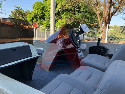 Lancha Quest 270 (2008) 159hrs - Mercury 175hp + Carrreta