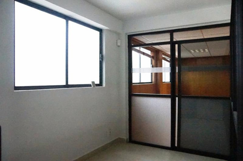 Excelente Oficina En Renta Muy Céntrica En Colonia Viaducto Piedad - On2-24