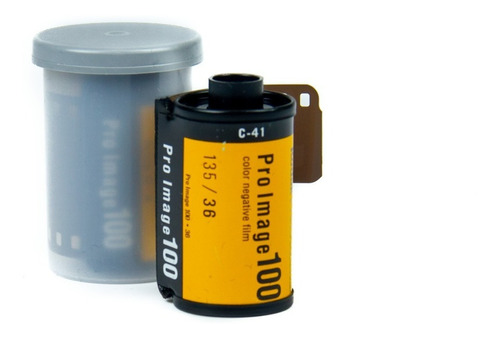 Rollo Kodak 35mm Color Pro Image 100 - 36 F. Focu
