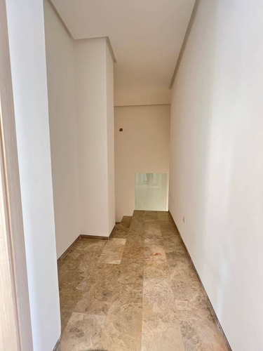 Townhouse En Altos De Guataparo - Acepta Financiamiento
